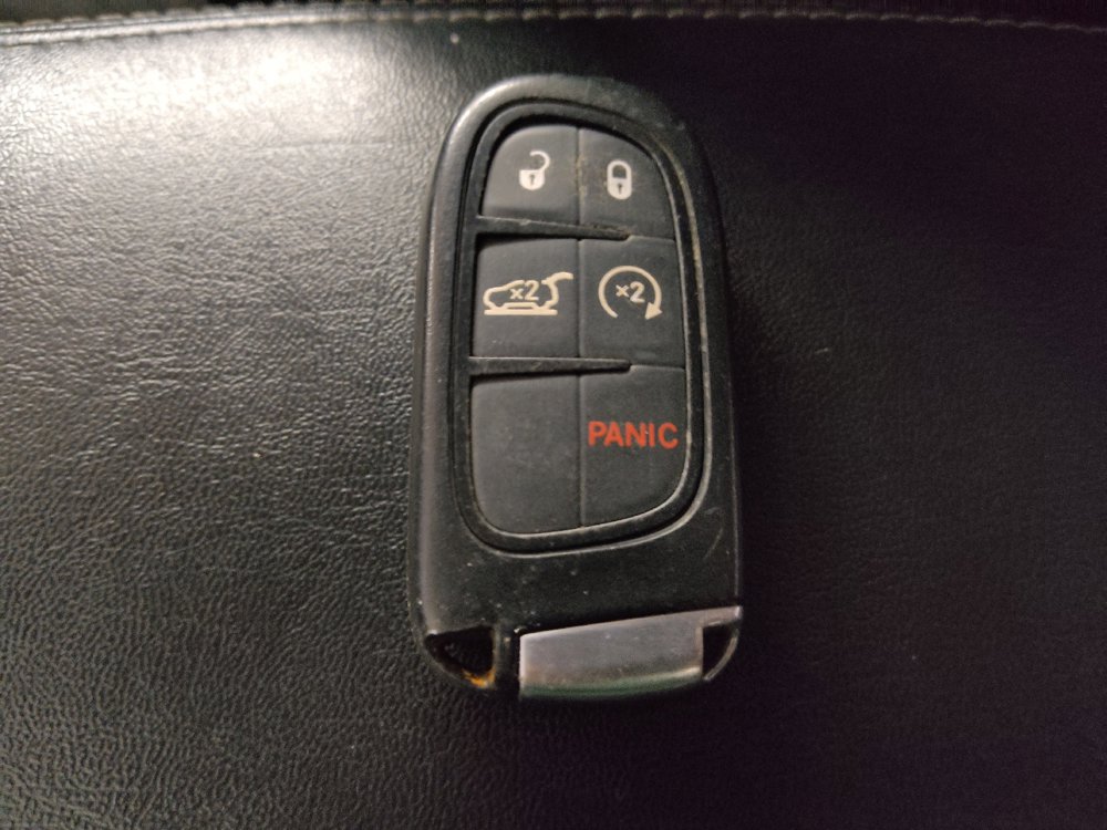Used 2019 Jeep Cherokee Limited FWD image 32