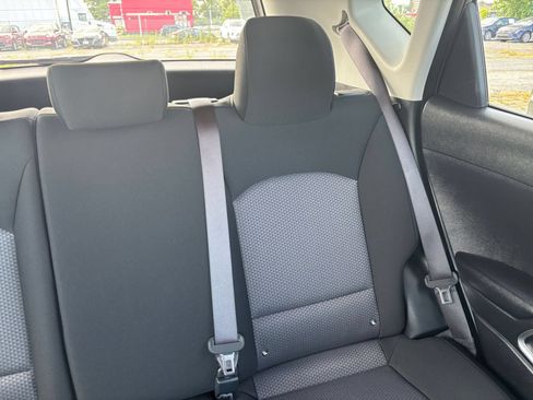 Used 2025 Kia Soul LX w/ LX Technology Package FWD image 32