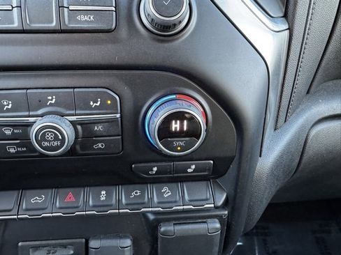 Used 2020 Chevrolet Silverado 2500 LTZ image 15