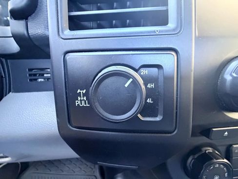 Used 2018 Ford F150 XL w/ Equipment Group 101A Mid image 11