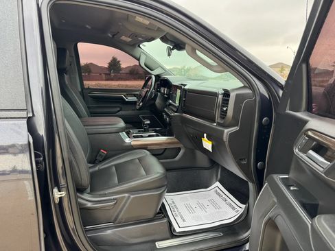 Used 2023 Chevrolet Silverado 1500 LT AWD/4WD image 29