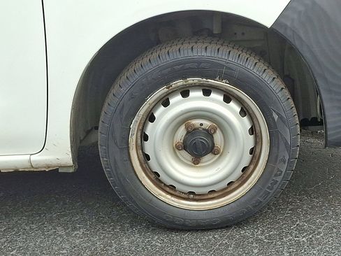 Used 2015 Nissan NV200 S image 8