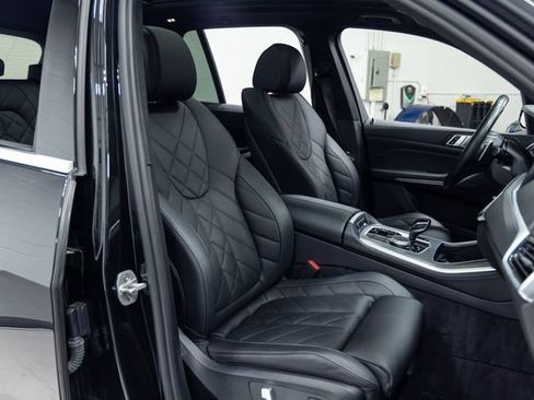 Used 2023 BMW X5 xDrive40i w/ Premium Package AWD/4WD image 25