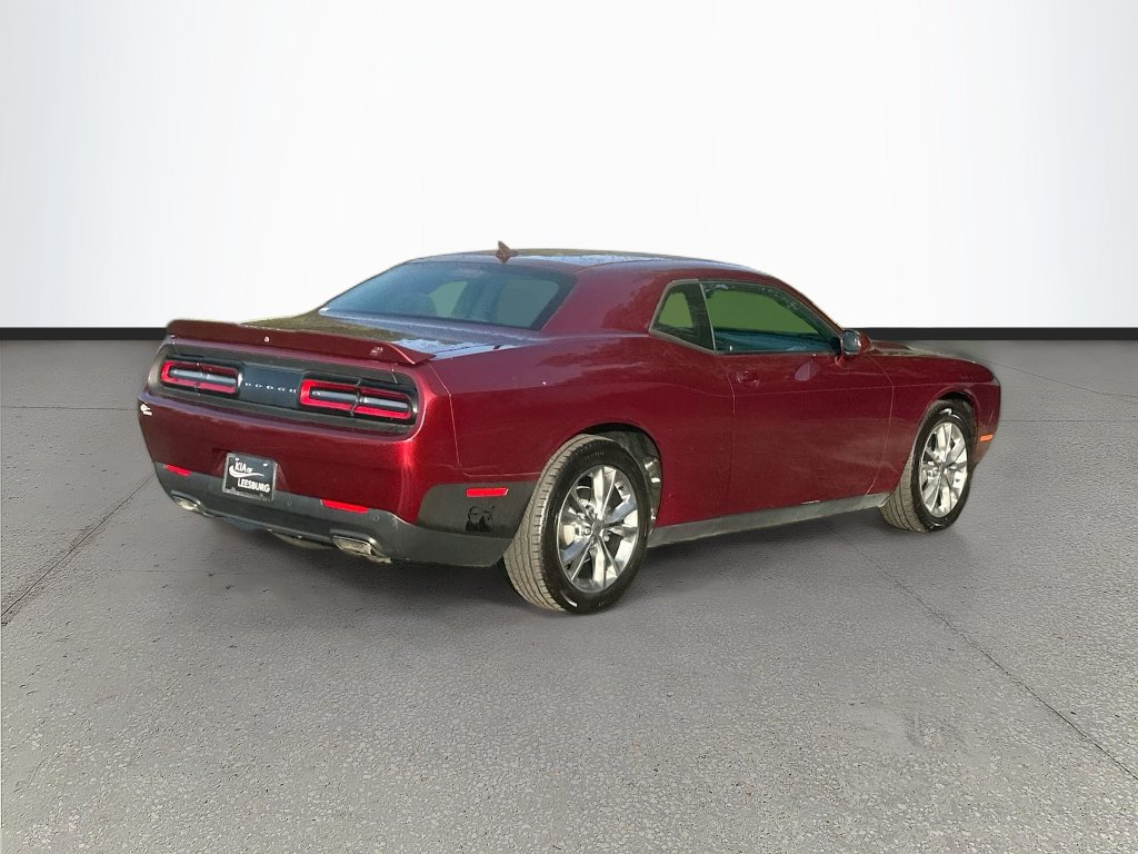 Used 2021 Dodge Challenger SXT w/ Driver Convenience Group AWD/4WD image 7