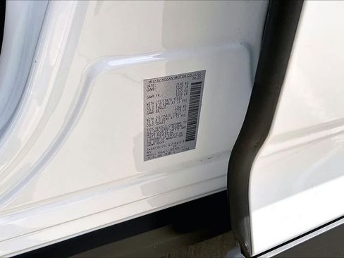 Used 2025 Nissan Murano SV FWD image 33