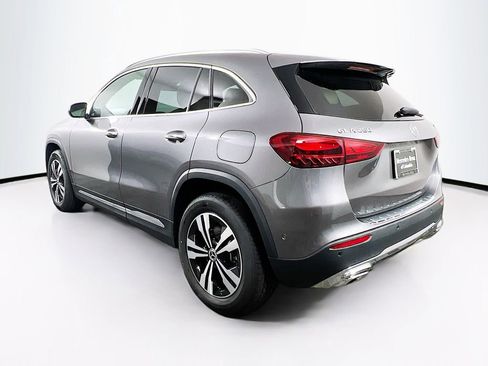 Used 2026 Mercedes-Benz GLA 250 4MATIC image 5