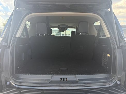 Used 2023 Ford Expedition Max XLT AWD/4WD image 5