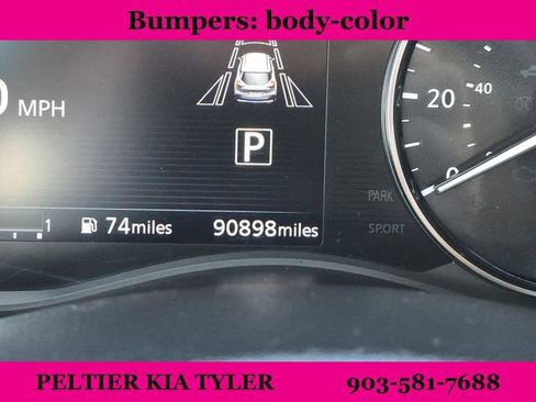 Used 2021 Nissan Kicks SV image 31