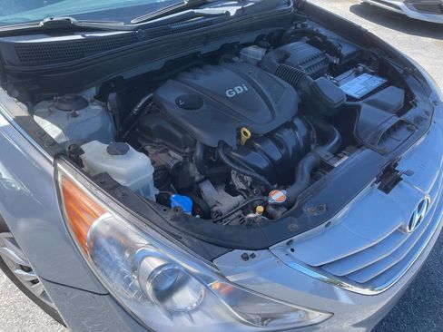Used 2011 Hyundai Sonata GLS FWD image 28