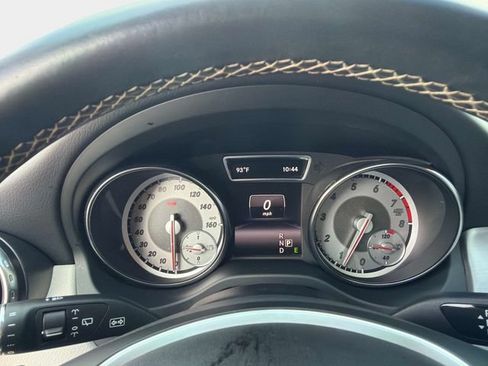 Used 2015 Mercedes-Benz GLA 250 image 26