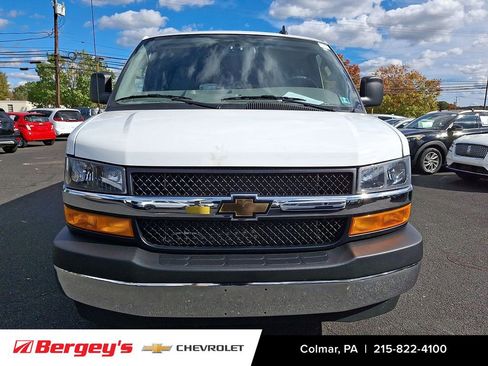 Certified 2025 Chevrolet Express 3500 LS w/ Chrome Appearance Package image 10