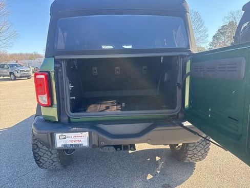 Used 2022 Ford Bronco Black Diamond image 19