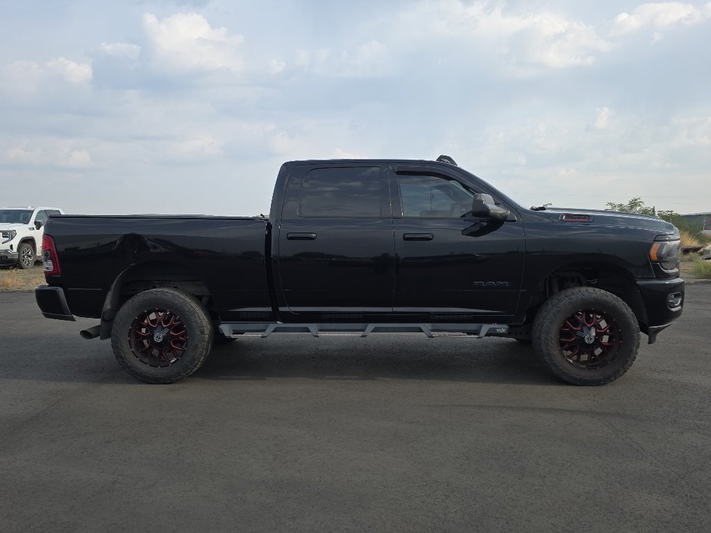 Used 2019 RAM 2500 Big Horn w/ Black Appearance Package AWD/4WD image 9