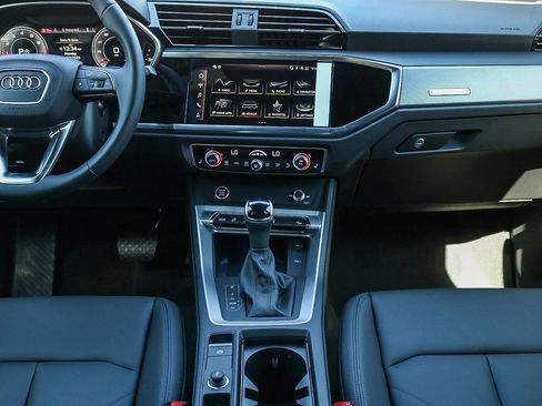 New 2025 Audi Q3 2.0T Premium Plus image 13