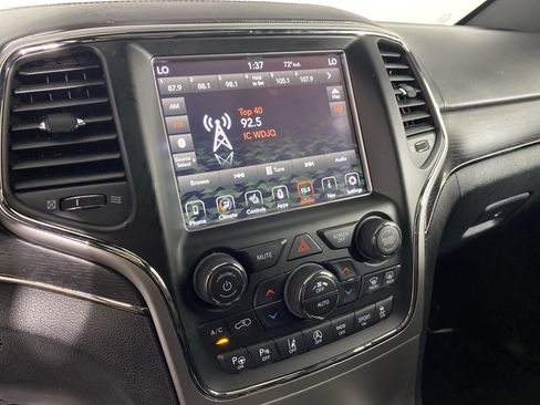 Used 2018 Jeep Grand Cherokee High Altitude AWD/4WD image 29
