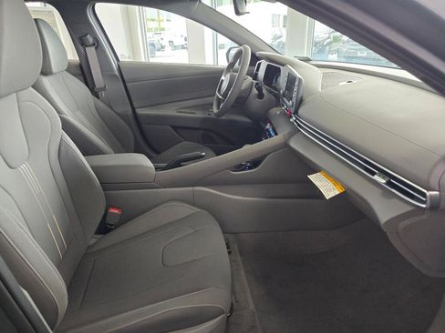 New 2026 Hyundai Elantra Sport FWD image 36