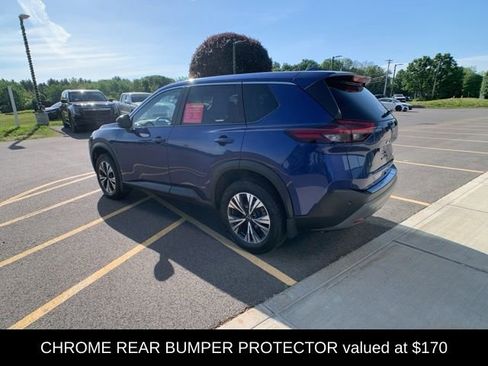 Certified 2023 Nissan Rogue SV AWD/4WD image 4