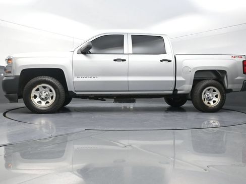 Used 2018 Chevrolet Silverado 1500 W/T w/ WT Fleet Convenience Package AWD/4WD image 26