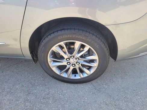 Used 2024 Buick Enclave Avenir w/ Avenir Technology Package image 11