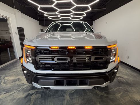 Used 2025 Ford F150 Raptor AWD/4WD image 7