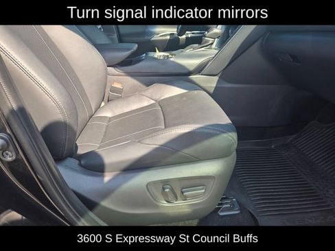Used 2021 Toyota Venza XLE w/ Softex Package AWD/4WD image 29