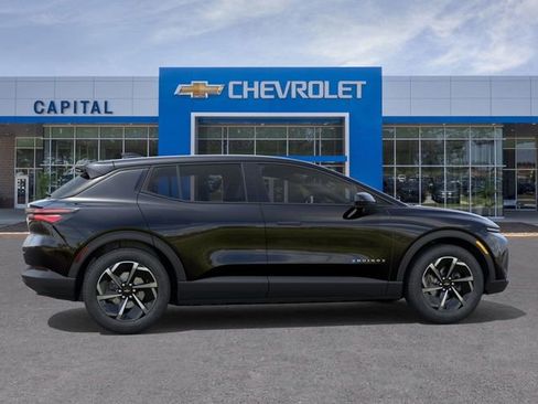 New 2026 Chevrolet Equinox EV LT image 5