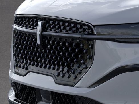 New 2026 Lincoln Nautilus Reserve w/ Jet Appearance Package image 17