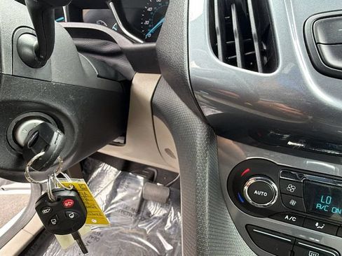 Used 2018 Ford Transit Connect Titanium FWD image 17