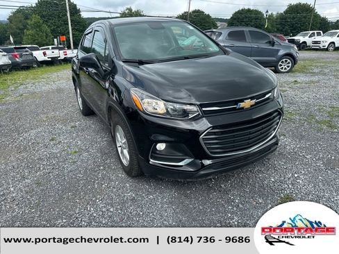 Used 2021 Chevrolet Trax LS w/ Tint and Cruise Package FWD image 8