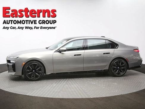 Used 2023 BMW 760i xDrive w/ Executive Package AWD/4WD image 63