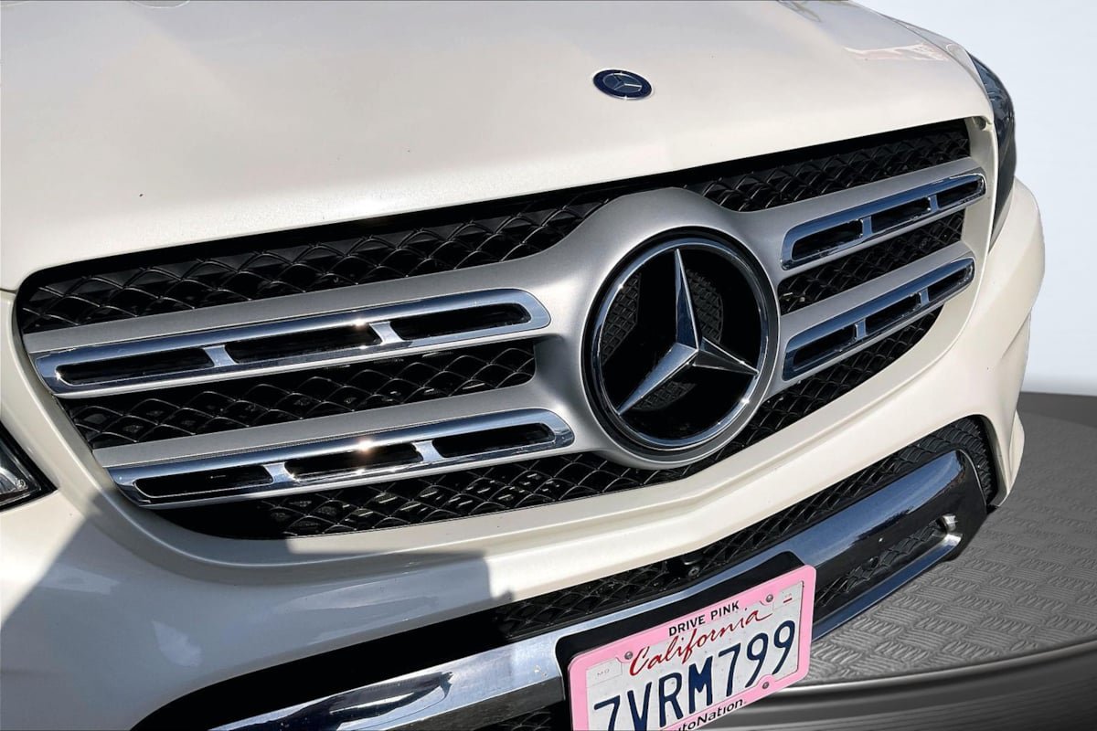 Used 2017 Mercedes-Benz GLS 450 4MATIC w/ Premium Package image 29