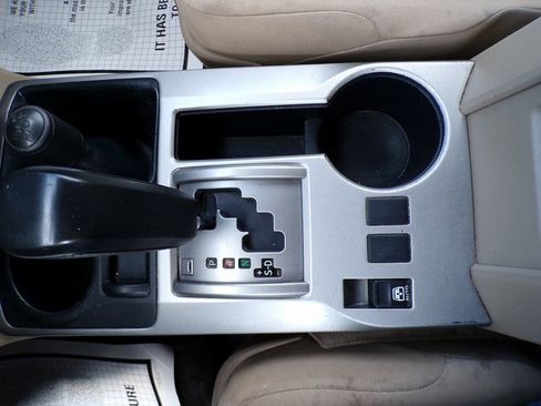 Used 2011 Toyota 4Runner SR5 image 29