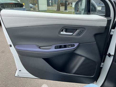 New 2026 Nissan Leaf Platinum+ w/ Cargo Package (Platinum+) image 13