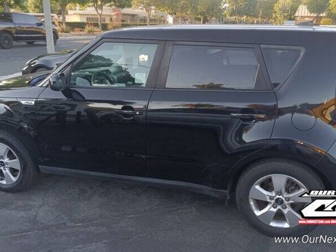 Used 2019 Kia Soul FWD image 5