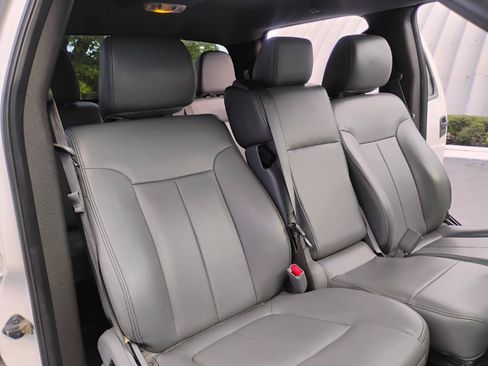 Used 2013 Ford F150 XL w/ Mid Equipment Group RWD image 30
