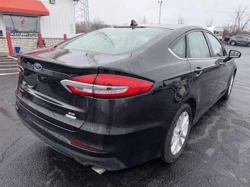 Used 2020 Ford Fusion SE image 7