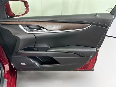 Used 2019 Cadillac XTS Luxury FWD image 33