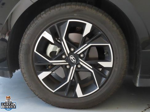 Used 2025 Hyundai Sonata SEL FWD image 25