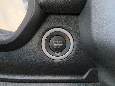 Used 2022 RAM 1500 Laramie AWD/4WD image 27