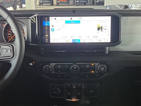 New 2025 Jeep Gladiator Sport image 20