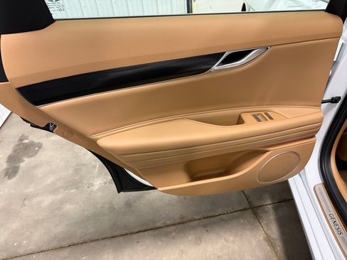 Certified 2025 Genesis G80 2.5T AWD/4WD image 27