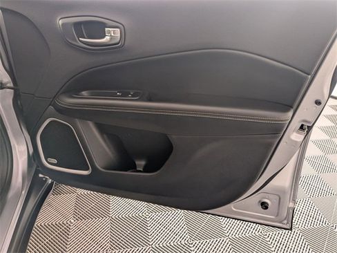 Used 2021 Jeep Compass Latitude w/ Sun and Sound Group image 32