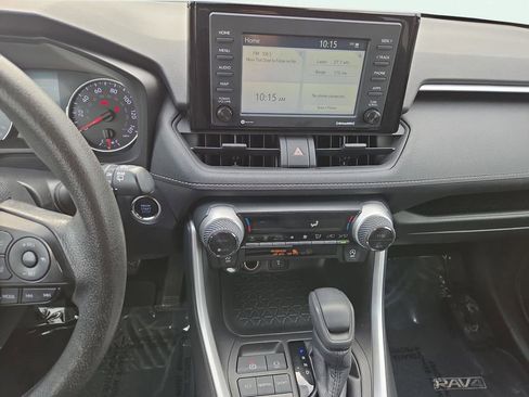 Used 2021 Toyota RAV4 XLE w/ Convenience Package image 26