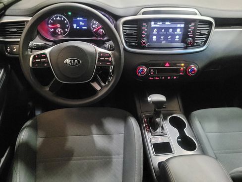 Used 2019 Kia Sorento AWD V6 image 22