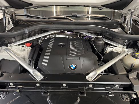 Used 2023 BMW X5 sDrive40i w/ Parking Assistance Package image 29