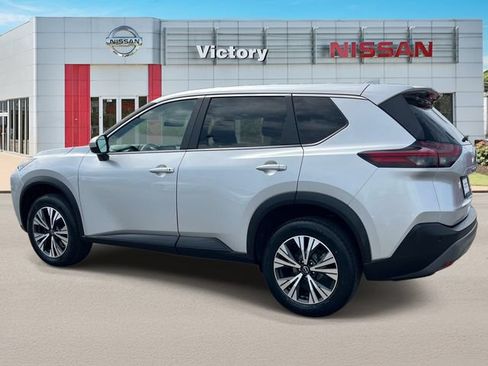 Used 2023 Nissan Rogue SV AWD/4WD image 6