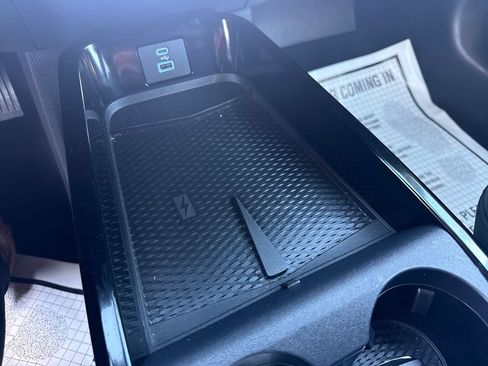 Used 2023 Ford Mustang Mach-E Select image 38