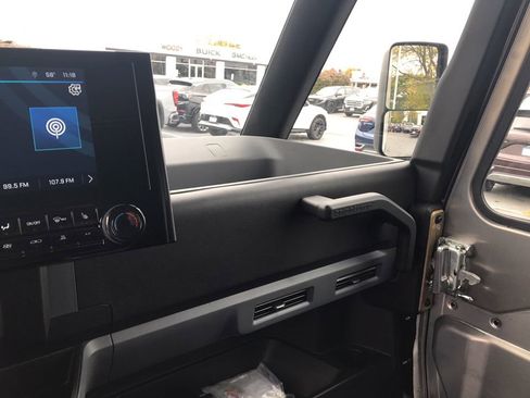 Used 2024 Chevrolet Brightdrop 600 w/ Commercial Equipment Package image 23