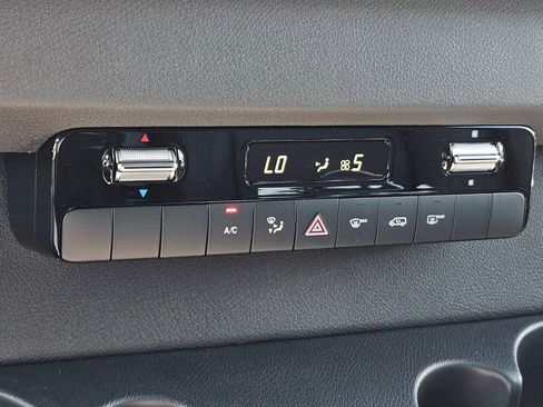New 2025 Mercedes-Benz Sprinter 2500 image 27