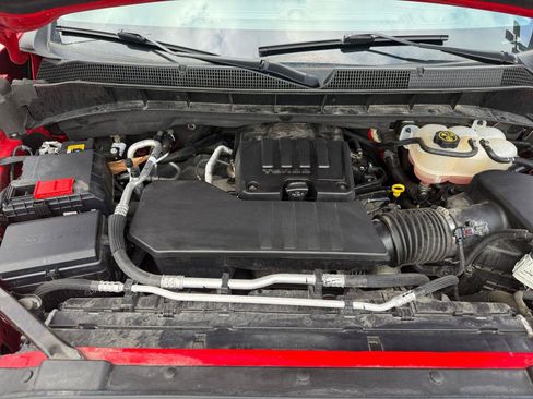 Used 2024 Chevrolet Silverado 1500 Custom AWD/4WD image 29